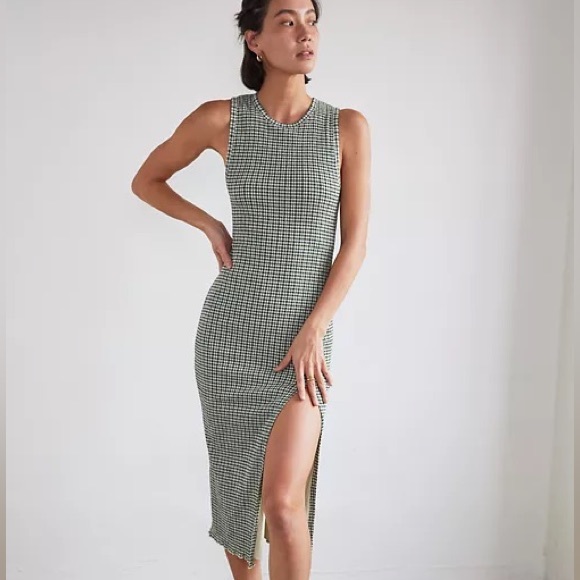 Aritzia Dresses & Skirts - Wilfred Verona Dress